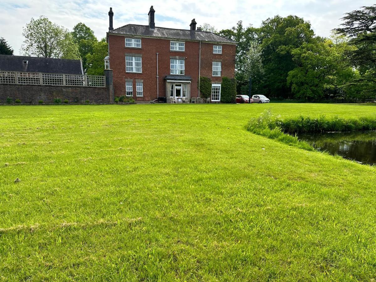 Coundon Lodge Coventry Exterior foto